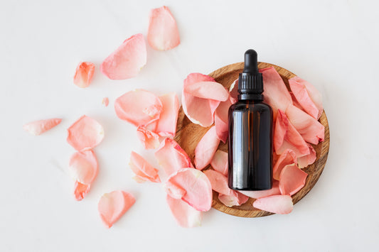 TOP 5 BENEFITS OF ROSE OIL